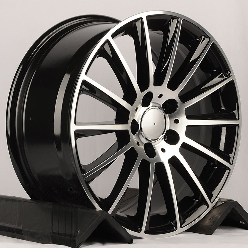 Диски Y0836 Powcan Y0836 8.0x17/5x112 D66.6 ET45 BKF
