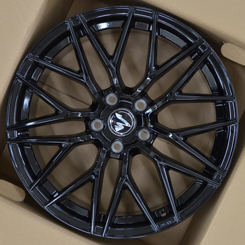 Makstton FASTER 8.0x18/5x112 D66.6 ET38 Black