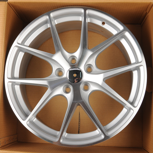 Makstton MST 669 8.0x18/5x114.3 D73.1 ET38 Silver Machine Face