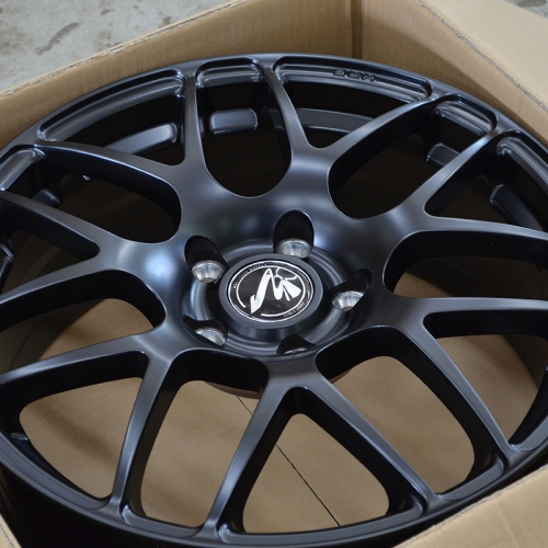 Makstton MST 635 7.0x17/5x112 D66.6 ET40 Matte Black