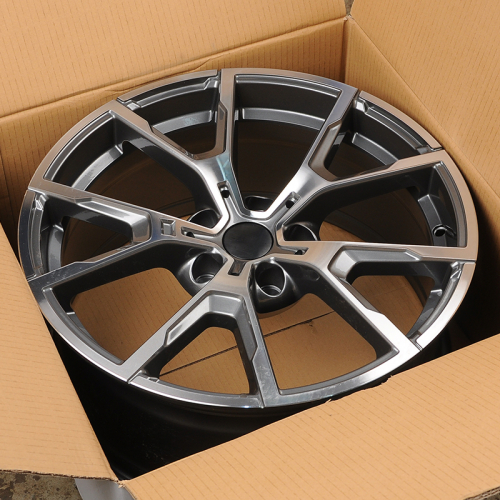 Powcan BK5601 9.0x18/5x120 D72.6 ET40 MG (задняя ось)