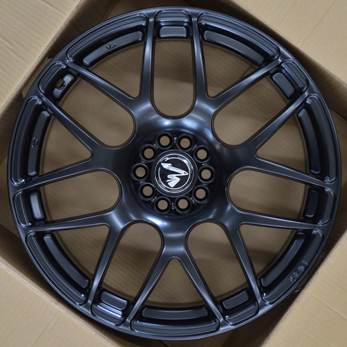 Makstton MST 635 8.0x18/10x100/105 D73.1 ET35 Matte Black