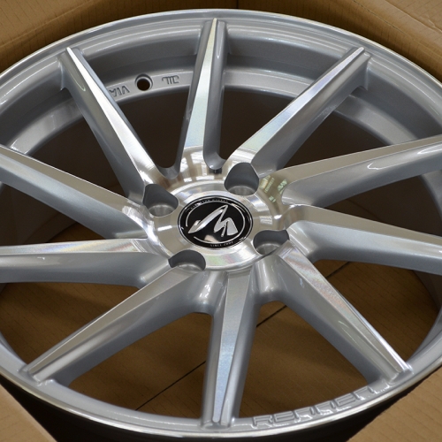Makstton MST 622 7.5x17/4x100 D73.1 ET38 Silver Machine Face 