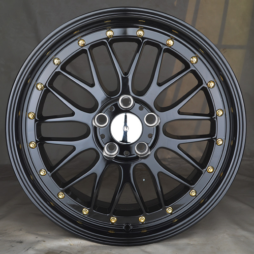 Makstton GOTHIC 002 8.0x18/5x114.3 D73.1 ET35 Black With Golden Rivets