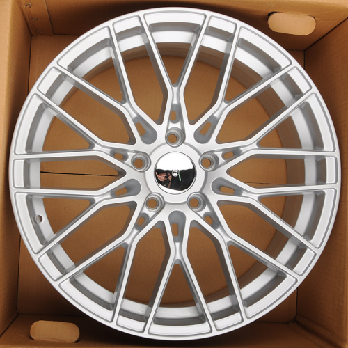 Makstton MST 917 8.0x19/5x120 D72.6 ET36 Silver
