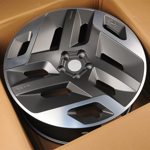 KoKo Kuture 0371 9.5x22/5x120 D72.6 ET45 Satin Grey Machined Face (пресс-шайба)