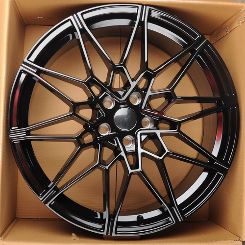 KoKo Kuture 0293 8.5x19/5x112 D66.6 ET25 Gloss Black (передняя ось)