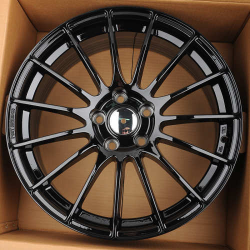 Makstton MST FLY 693 8.0x18/5x112 D66.6 ET38 Glossy Black