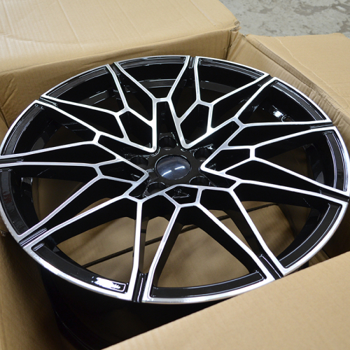 KoKo Kuture 0293 9.5x19/5x112 D66.6 ET38 Gloss Black / Machined (задняя ось)