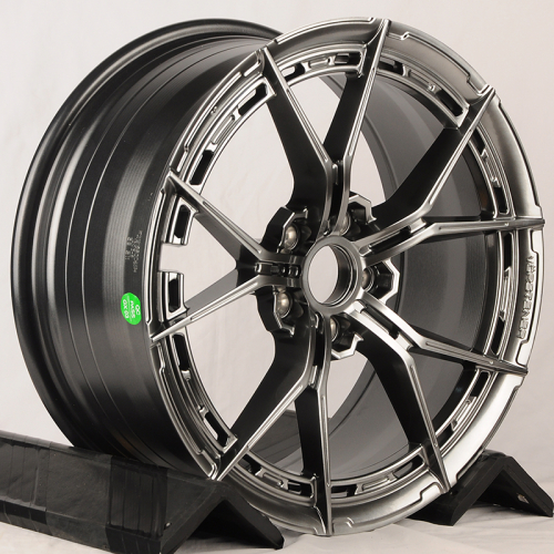 KoKo Kuture FF579 8.0x18/5x112 D66.45 ET38 Titanium Silver
