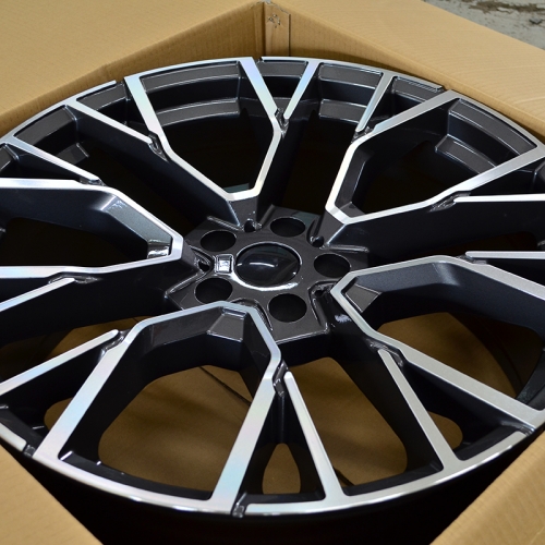 Powcan BK5769 10.5x21/5x112 D66.6 ET43 GMF (задняя ось)