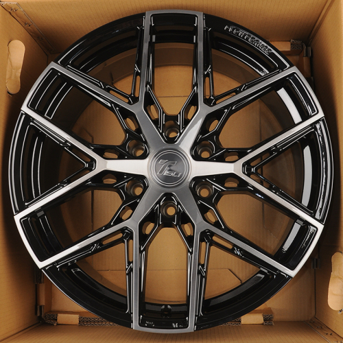 Tisli Raptor C 9.0x20/6x139.7 D106.1 ET20 Gloss Black with Dark Tint