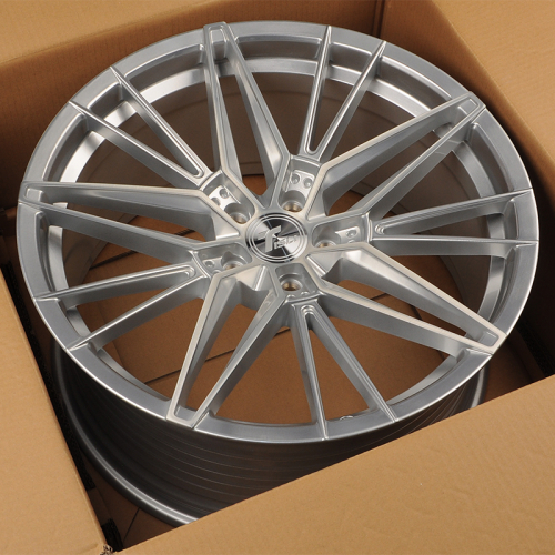 Tisli Phoenix G 8.5x19/5x114.3 D67.1 ET35 Brushed Silver