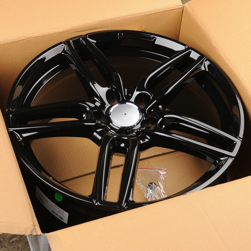 Powcan BK5434 8.0x19/5x112 D66.6 ET33 Black (в круг)